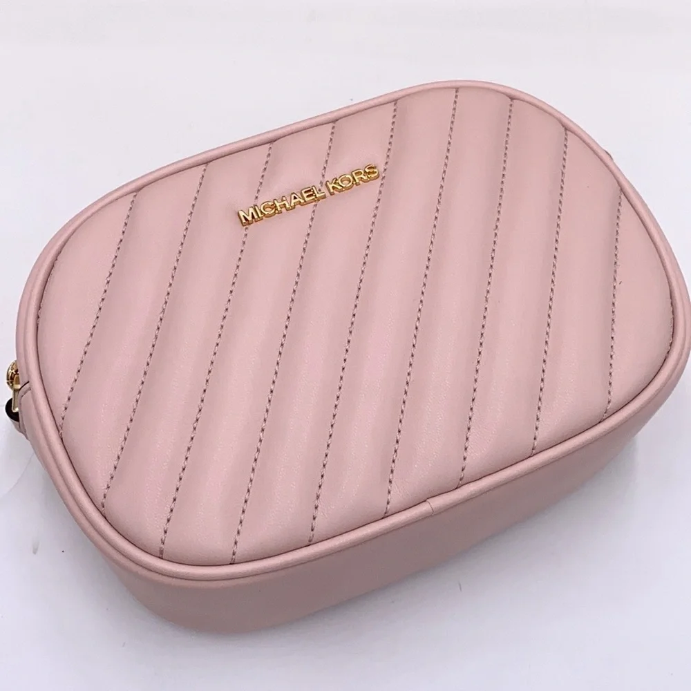 MICHAEL KORS ROSE SM OVAL CAMERA XBODY POWDER BLS - Picture 10 of 16